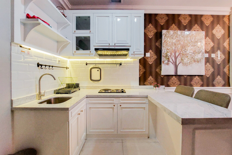 Others 5, Comfort Designed 1BR at Brooklyn Alam Sutera Apartment By Travelio, Tangerang