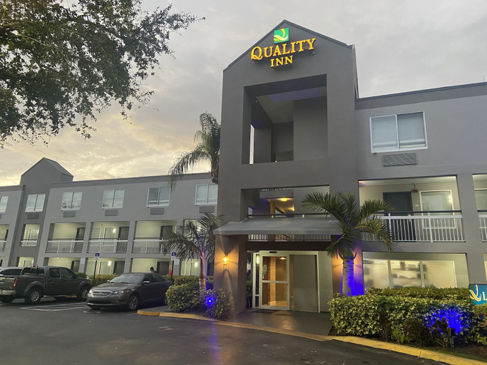 Exterior & Views 2, Quality Inn Miami Airport - Doral, Miami-Dade