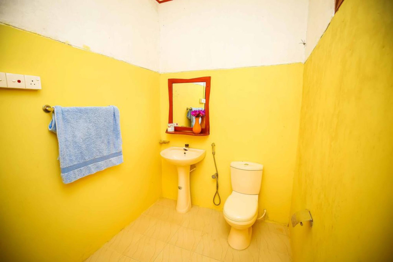 Bathroom 4, Talalla Freedom Resort, Devinuwara