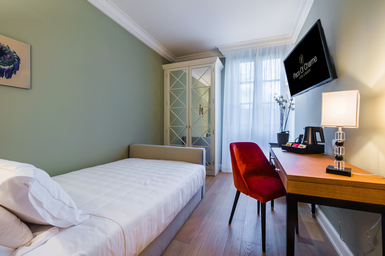 Bedroom 3, Villa Neroli, Florence
