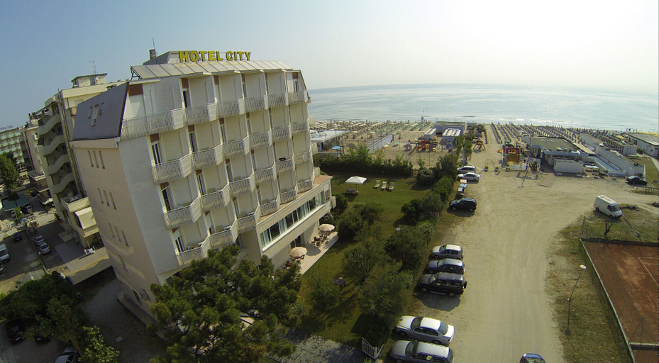 Exterior & Views 2, Hotel City Beach Resort, Ravenna