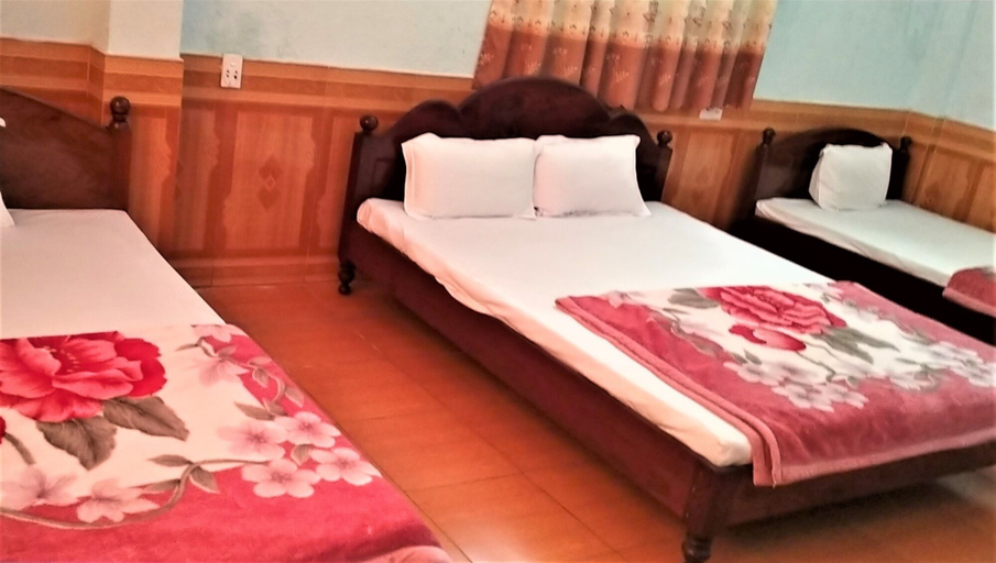 Bedroom 5, Thanh Binh Hotel Pleiku, Pleiku
