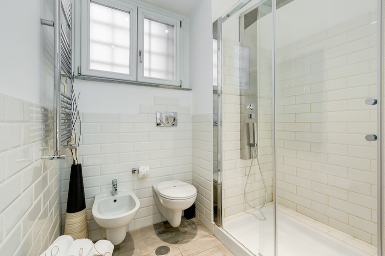 Bathroom 3, Relais Colonna, Rome