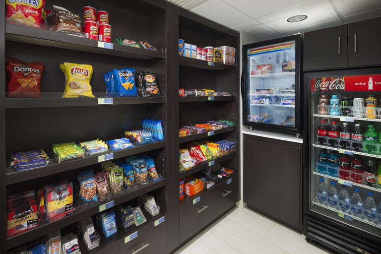 Food & Drinks 3, Holiday Inn Express Middlesboro By IHG, Bell