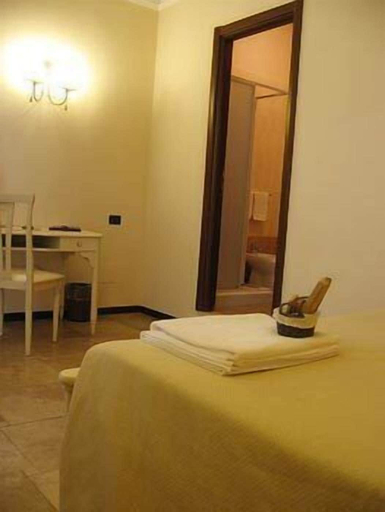 Bedroom 2, La Dimora di Nettuno, Napoli