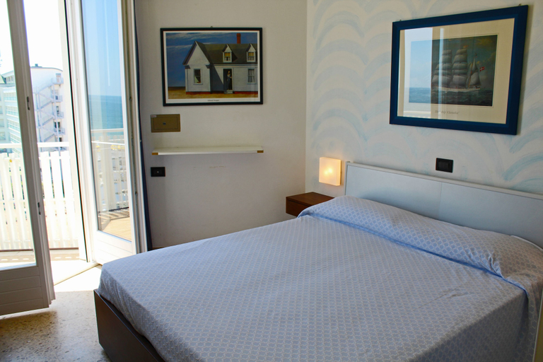 Bedroom 4, Hotel City Beach Resort, Ravenna