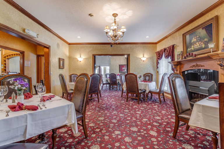 Food & Drinks 4, The Whispering Pines Inn Bed & Breakfast, Cleveland