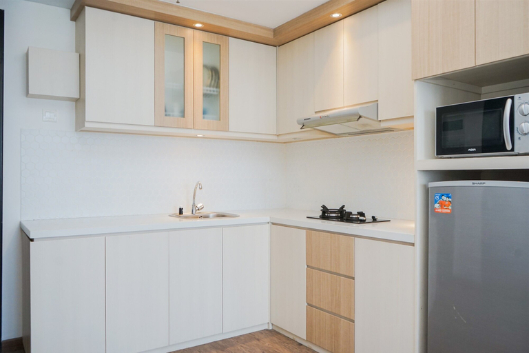 Others 3, Nice And Comfort 1Br At Casa De Parco Apartment, Tangerang