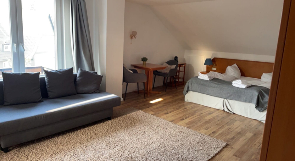 Bedroom 3, Berghotel Hahnenklee mit Ferienhaus, Goslar
