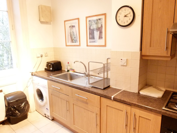 Others 4, SS Property Hub – Apartment Close to Hyde Park, London