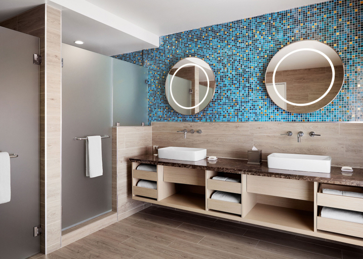 Bathroom 5, Pasadena Hotel & Pool, Los Angeles