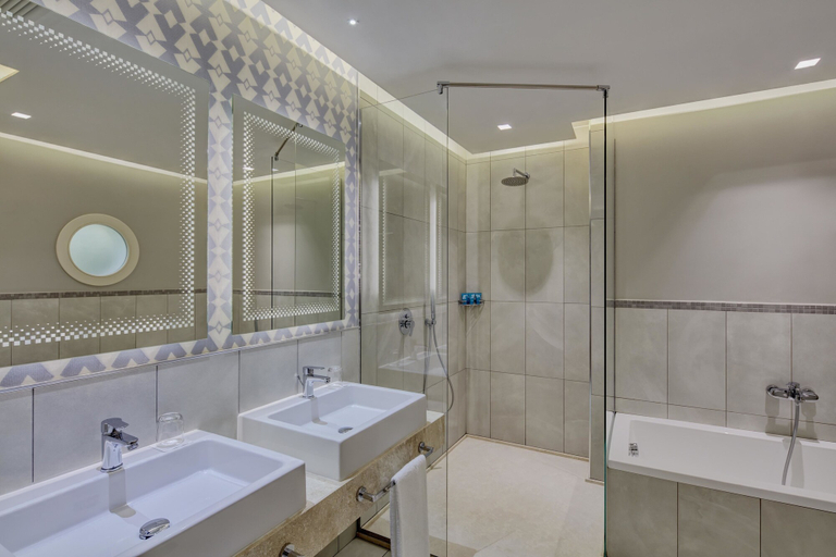 Bathroom 4, Forte Village Resort – Hotel Pineta, Cagliari
