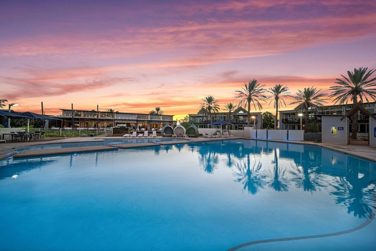 Sport & Beauty 3, Mantarays Ningaloo Beach Resort, Exmouth