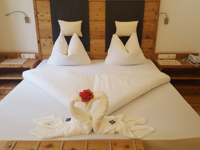 Bedroom 3, Argentum, Bolzano