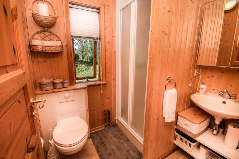 Bathroom, Cottage O12, Grímsnes- og Grafningshreppur