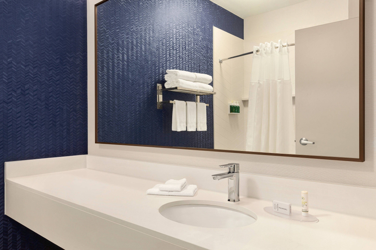 Bathroom 5, Fairfield Inn by Marriott Erie Millcreek Mall, Erie