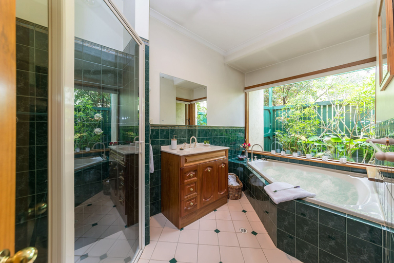 Bathroom 3, Country Pleasures, Barossa - Angaston