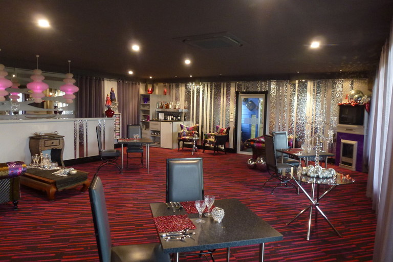Food & Drinks 5, The Retreat at Froog-Moore Park, Tamworth Regional - Pt A