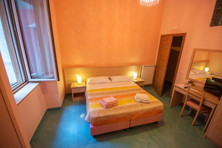 Bedroom 2, B&B al Centro Storico, Napoli