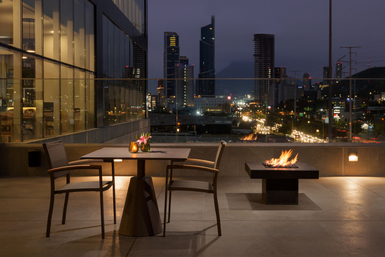 Food & Drinks 5, Hyatt Place Monterrey Valle, San Pedro Garza García