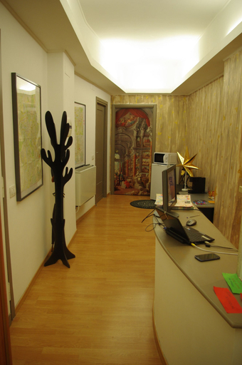 Others 3, Appia Avenue 639, Rome