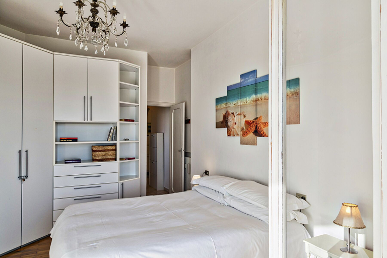 Bedroom 3, Homey Seaview Apartment, Genova