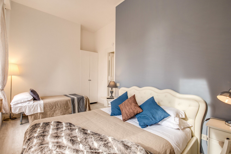 Bedroom 3, Vatican Miracle Suite, Rome