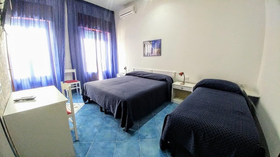 Bedroom 3, B&B Villa Passiaturo, Foggia