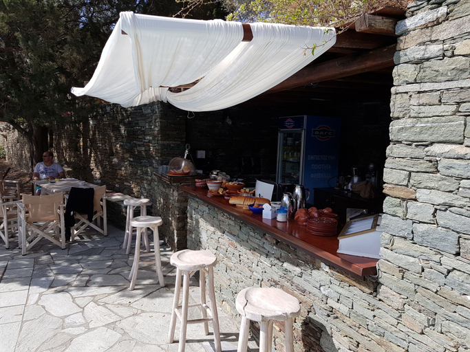 Food & Drinks 4, Andromeda, South Aegean