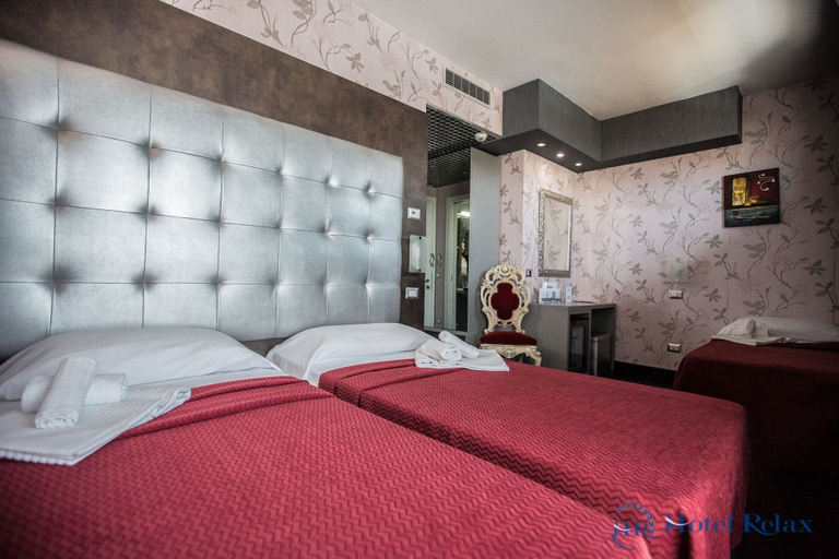 Bedroom 4, Hotel Relax, Rome