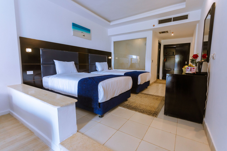 Bedroom 2, La Rosa Waves Beach - Couple & Families Only, Al-Ghurdaqah
