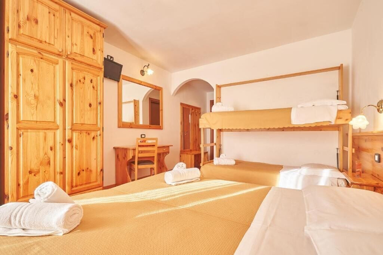 Bedroom 4, Family Hotel Polsa, Trento