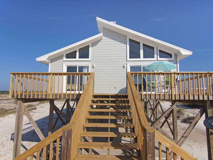 Exterior & Views 1, Shore Thang, Baldwin