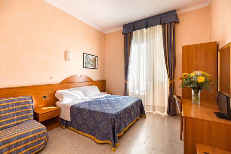 Bedroom 4, BALTIK GUESTHOUSE, Roma
