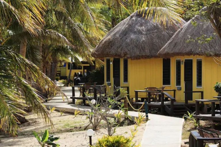 Exterior & Views 2, Funky Fish Beach & Surf Resort - Hostel, Nadroga/Navosa
