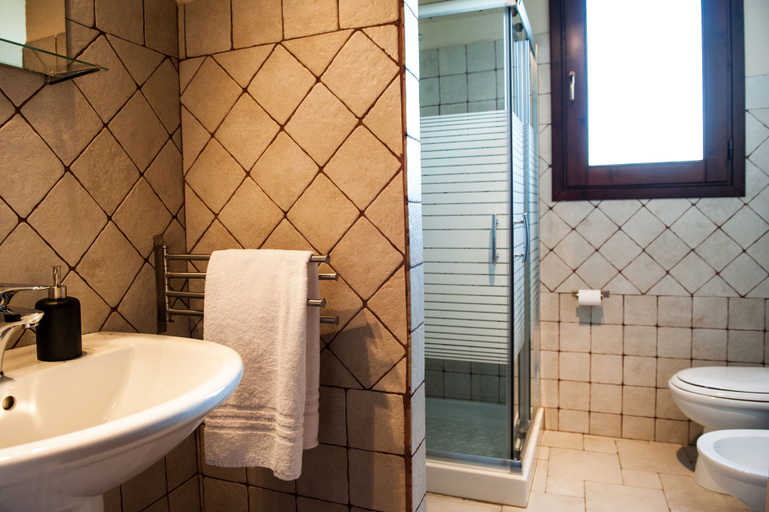 Bathroom 4, I 5 sensi, Ragusa