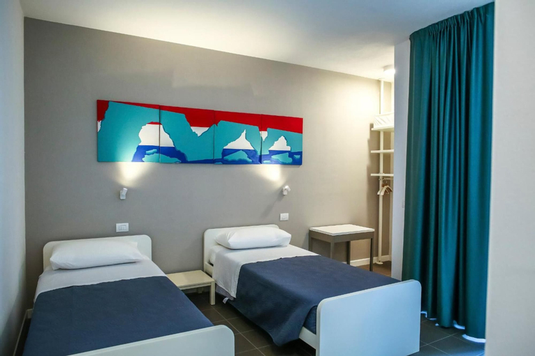Bedroom 4, B&B WarmUp Grosseto, Grosseto