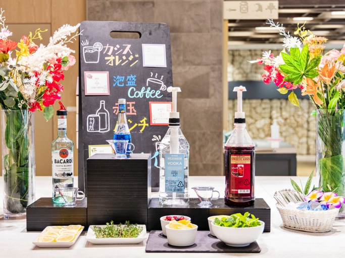 Food & Drinks 8