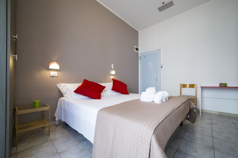 Bedroom 2, Hotel Belsoggiorno, Rimini