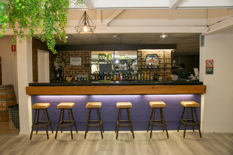 Food & Drinks 4, The Select Inn Gosford, Gosford - West