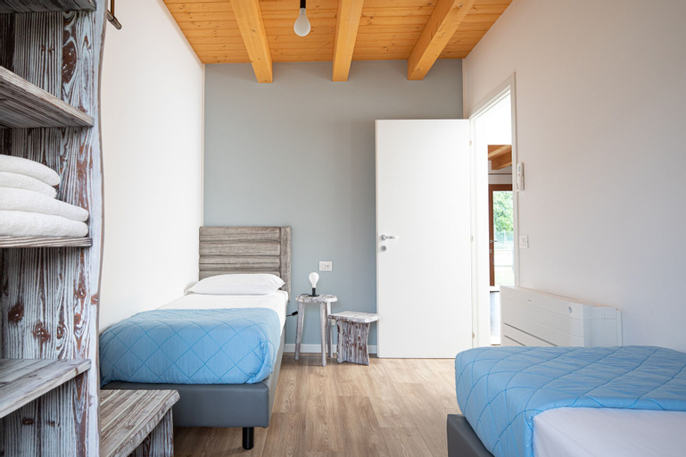 Bedroom 2, Agriturismo Ai Due Leoni, Udine