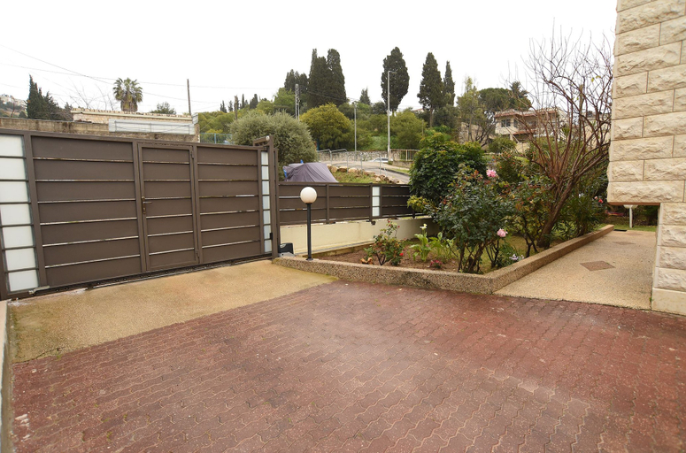 Exterior & Views 2, The Garden Apartment