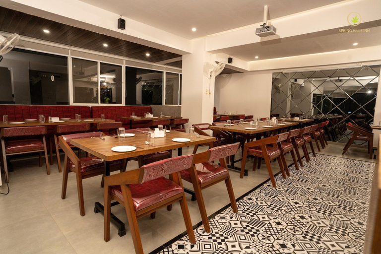 Food & Drinks 4, Spring Hill Inn, Pune