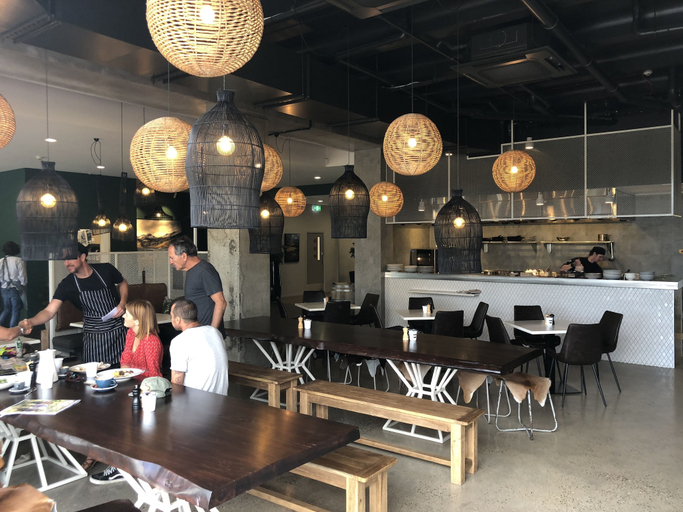 Food & Drinks 5, Ramada Suites by Wyndham Queenstown Remarkables Park, Queenstown-Lakes