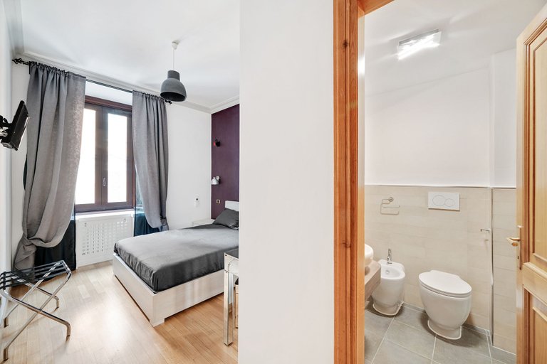 Others 2, Peroni Apartment, Rome