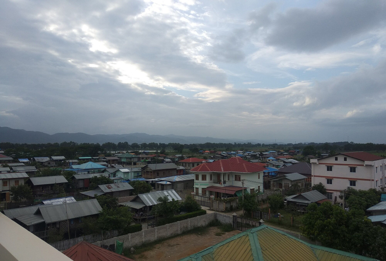 Others 4, City Light Hotel, Taunggye
