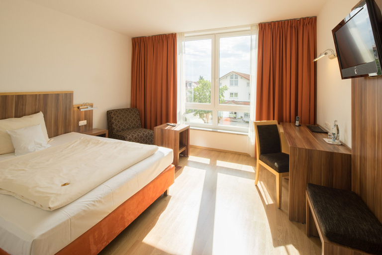 Bedroom 4, Hotel Meridian - Landshut, Landshut