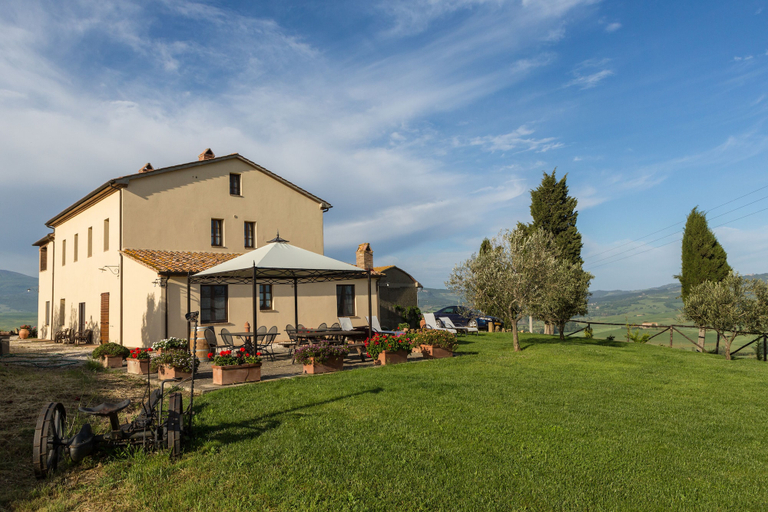 Exterior & Views 2, Agriturismo Poggio Tobruk, Siena