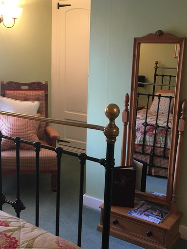 Bedroom 2, The Angel B&B, Buckinghamshire