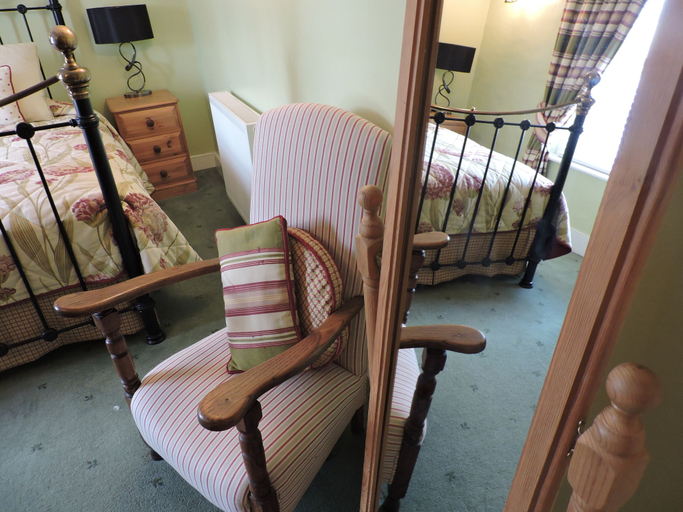 Others 5, The Angel B&B, Buckinghamshire
